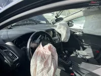 Vand Ford Focus MK3 din 2015, avariat in fata