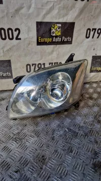Far Stanga Toyota Avensis An 2003 2009 Cod 81170 05194 cod 81170-05194