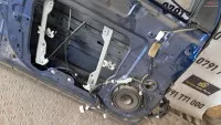 Vand Boxa Usa Stanga Fata Nissan X Trail 2 0 Dci 150 Cp/110 Kw Tran