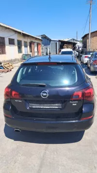 Broasca Haion Opel Astra J Combi An 2011