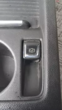 Buton Frana De Mana Opel Astra J An 2011 Cod 20843230 cod 20843230