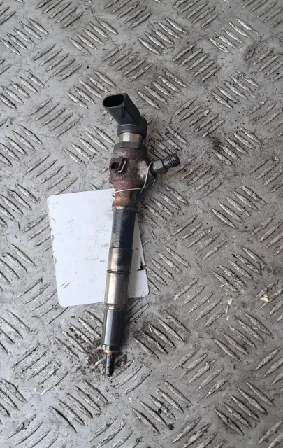 Injector Motorina Volkswagen Vw Caddy 3 [facelift] [2010 2015] 