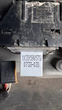 Butoane Geam Stanga Fata Vw Caddy An 2007 Cod 1k3959857b