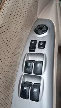 Butoane Usa Stanga Fata Kia Sportage 2 2 0 Crdi D4ea An 2007