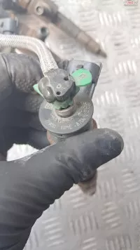 Injector Peugeot Partner 1 6 Hdi 9hf An 2015 Cod 0445110340 cod 0445110340
