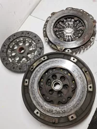 Kit Volanta Ambreiaj Bmw Seria 1 3 2 0 I Benzina N43 E87 E81 E88 E90 E