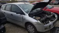 Dezmembrez Ford Focus An 2004 Motor 1 6 Tdci Cdda Injector Injectoare Pompa Rampa