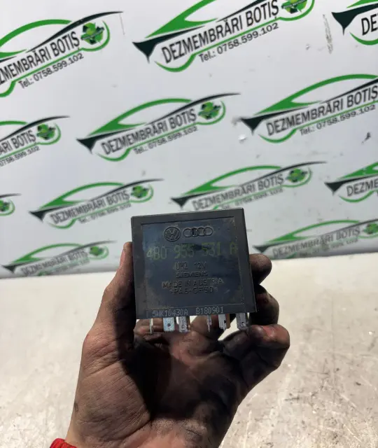 Releu Stergatoare Parbriz Audi A4 1999 