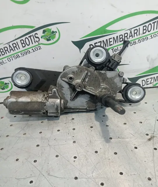 Motoras Stergator Luneta Ford Focus 2004 