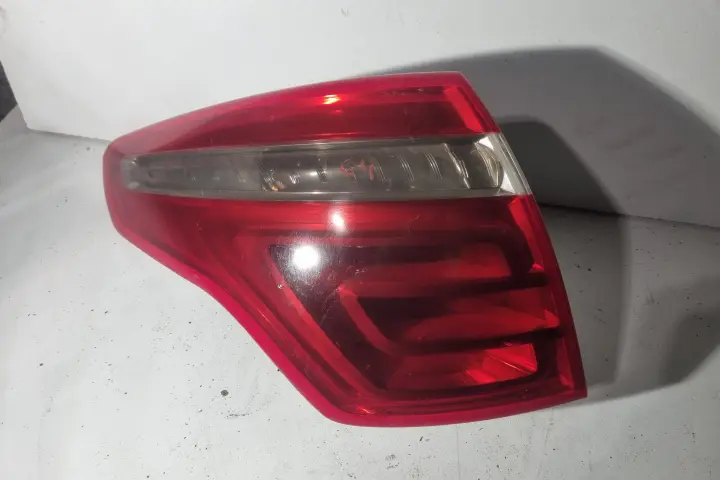 Lampa / Tripla Stop Stanga Pe Aripa Citroen C4 Picasso 2008 