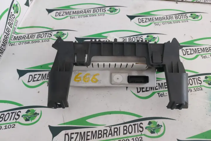 Display Bord Renault Megane 2006 