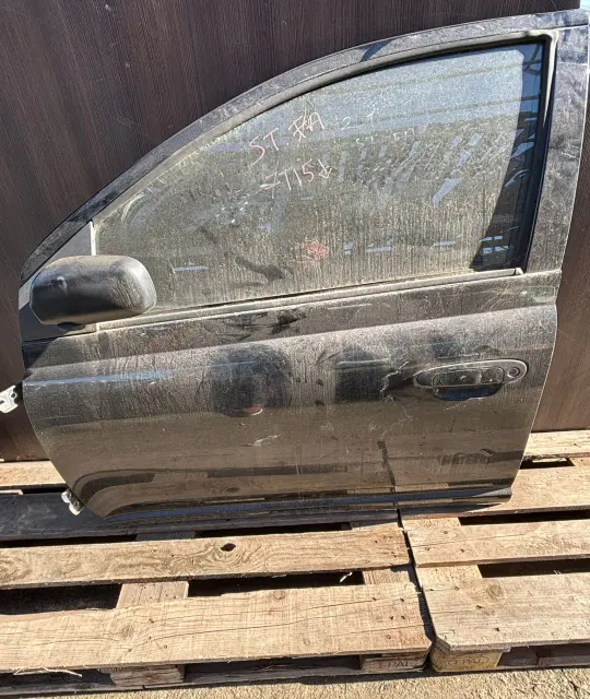 Usa Fata Stanga Toyota Yaris 2000 