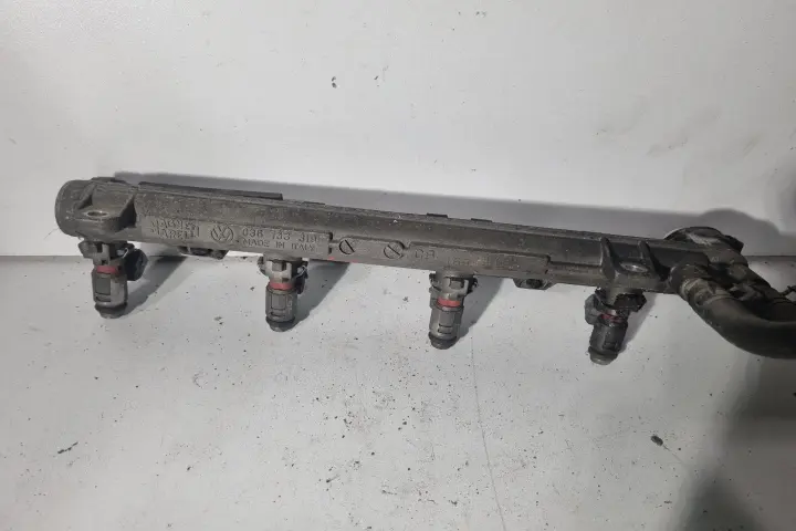 Rampa Injectoare Volkswagen Vw Golf 2003 