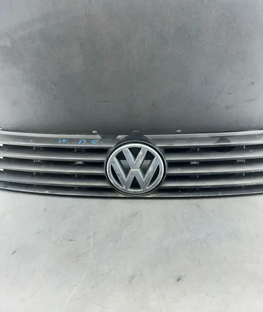Grila Radiator 3b0853653c Volkswagen Vw Passat 2000 