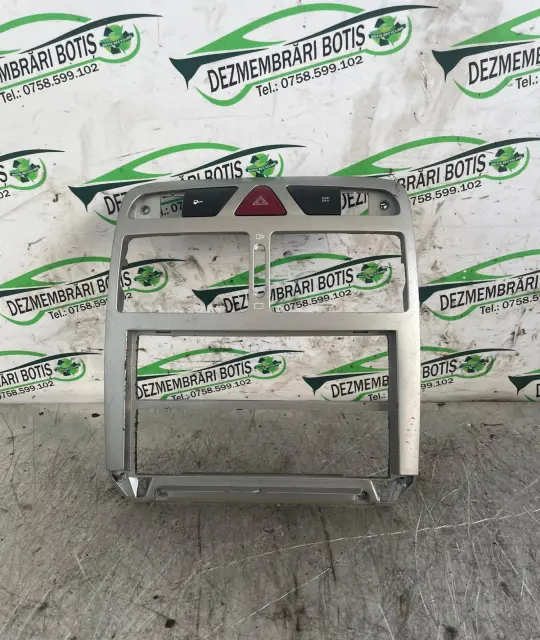 Consola Centrala Peugeot 307 2005 