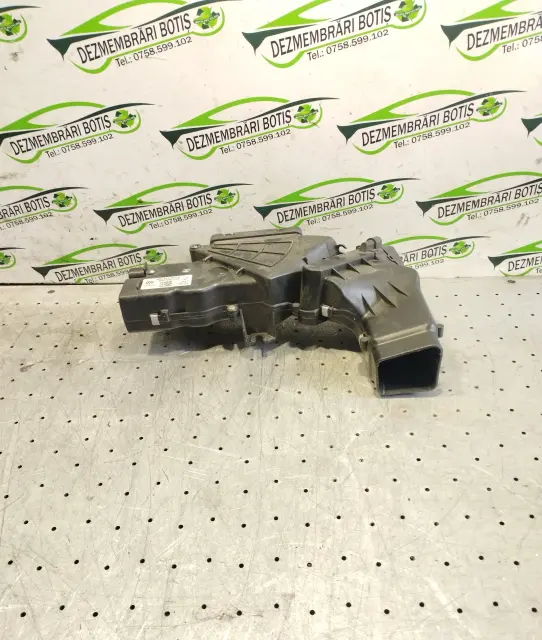Carcasa De Aerisire De Podea Din Spate Sofer Volkswagen Vw Phaeton 2009 