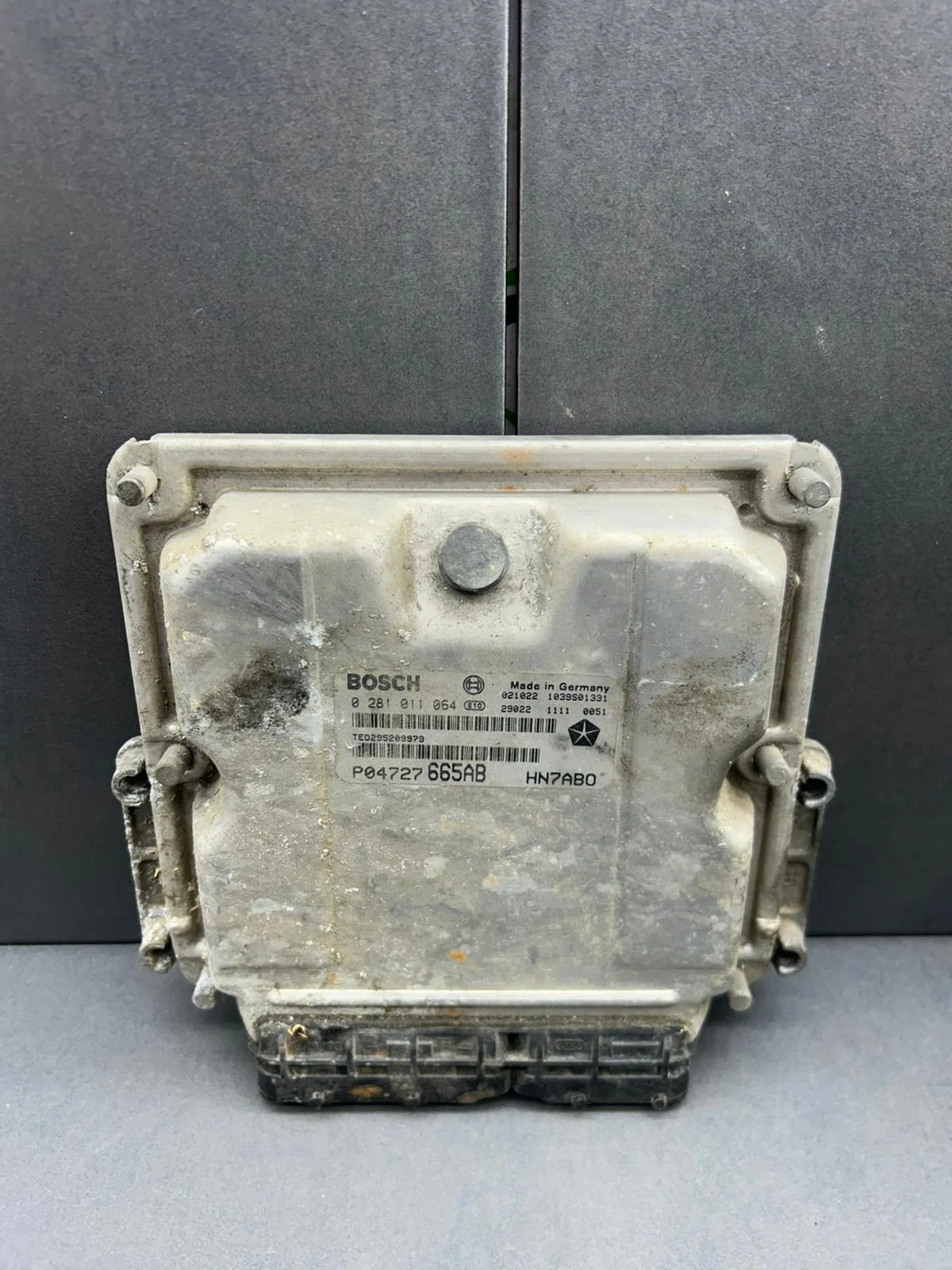 Calculator Motor Ecu Chrysler Voyager 2003 
