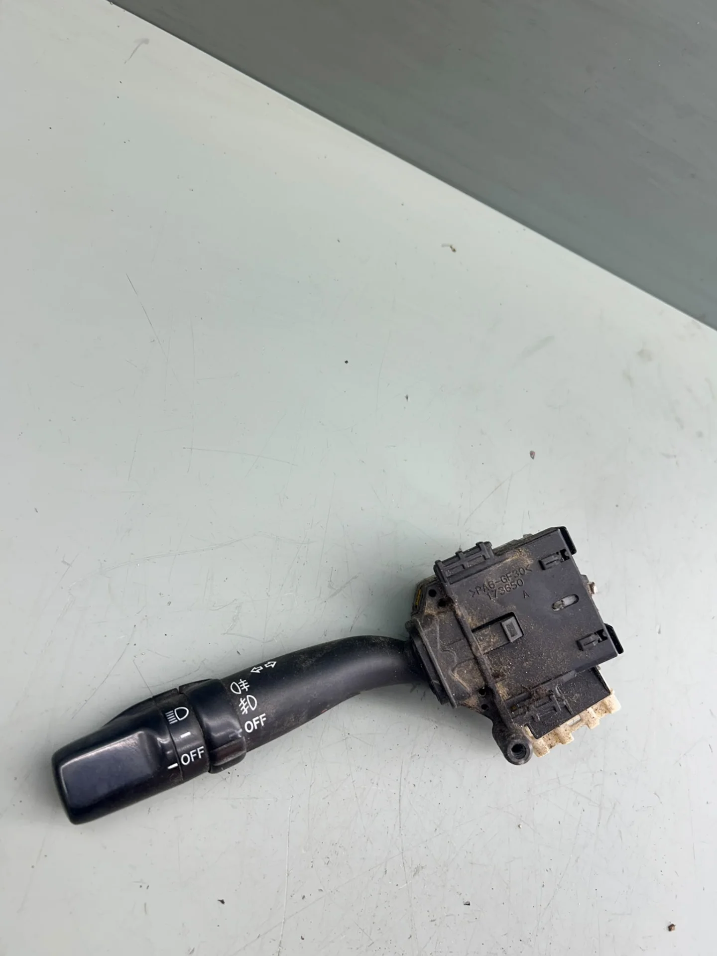 Maneta Semnalizare Toyota Avensis 2004 