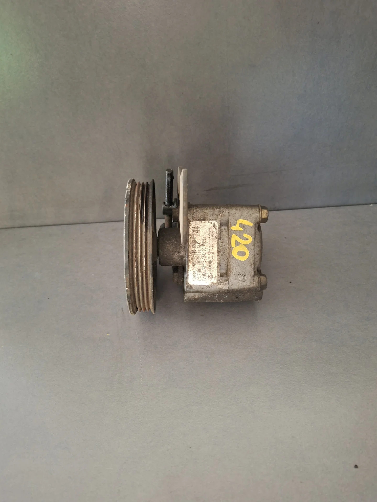 Pompa Servodirectie Mecanica Nissan Almera 2002 