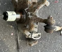 Butuc Fata Stanga Nissan Terrano 2 