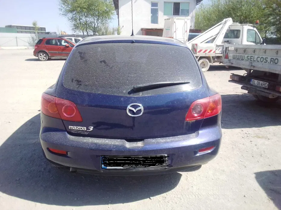 Dezmembram Autoturism Mazda