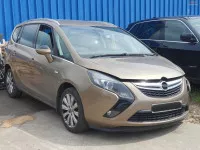 Dezmembrez Opel Zafira Tourer 2 0 Cdti 2013