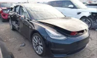 Dezmembrez Tesla 3 2020 Dezmembrări auto în Zalau, Salaj Dezmembrari