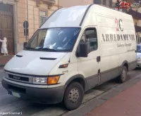 2 vand piese din dezmembrari iveco daily si fiaem orice piesa bord parbrize 