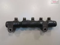 Rampa Injectoare Peugeot 308 2008 Diesel Piese auto în Cluj-Napoca, Cluj Dezmembrari