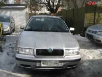 Dezmembrez skoda octavia limuzina 1 9 tdi 90 cai culoare gri volan pe stinga 