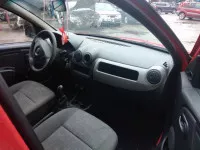 Dezmembrez Dacia Sandero