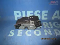 Broasca Usa Bmw E87 2007 7167077 // 7167074 (fata) Piese auto în Urziceni, Ialomita Dezmembrari