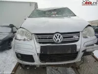 Dezmembrez volkswagen jetta din 2006 1 9 d am motor si anexe cutie de viteze 