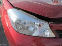 Far Toyota Yaris 2012