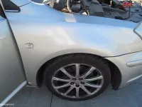 Aripa fata Toyota Avensis 2003