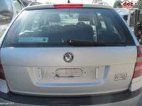 Hayon Skoda Octavia 2004