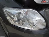 Far Toyota Auris 2009