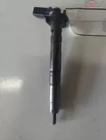 Injector Volkswagen Passat 03l130277 
