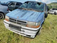 Dezmembrez Chrysler Voyager 2 5d An 1992