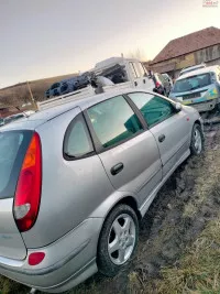 Dezmembrez Nissan Almera Tino 2 2 Diesel An 2003