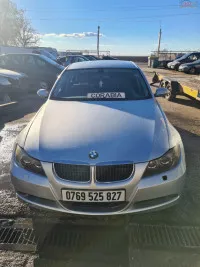 Dezmembram Bmw 320d E91 An 2009