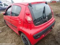 Dezmembrez peugeot 107 din 2007 1 0 b am motor si anexe chiulasa cutie de 