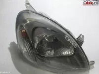 Far Toyota Yaris 2002