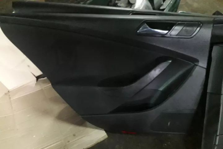 Fata Usa Fata Dreapta Volkswagen Passat B6 [2005 2010] Wagon 5 Usi 2 0 Tdi 4motion
