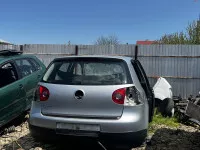 Dezmembrez Volkswagen Golf 5