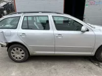 Dezmembrez skoda octavia 2 facelift cod culoare 9156 Skoda Octavia 2 Facelift 9156 Model Cu Bandou (9317698)