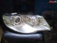 Far Volkswagen Touareg 2007 în Vladimirescu, Arad Dezmembrari