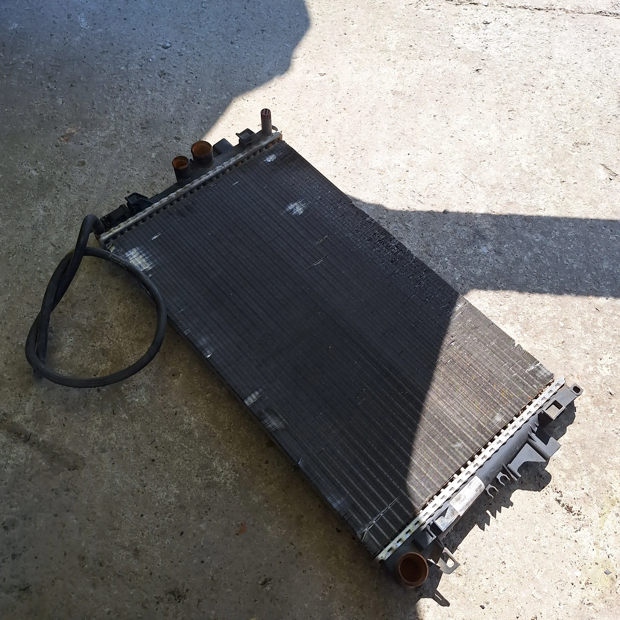 Radiator apa Mercedes-Benz VITO / VIANO 2003-2014