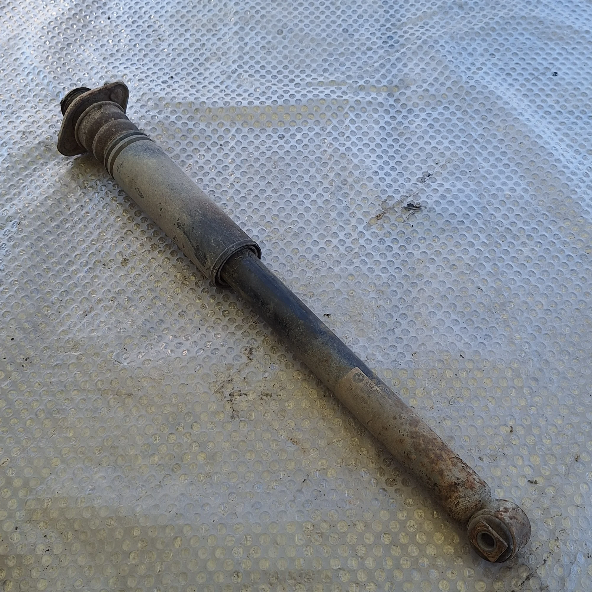 Amortizor / telescop roata stanga spate BMW 3 1998-2007