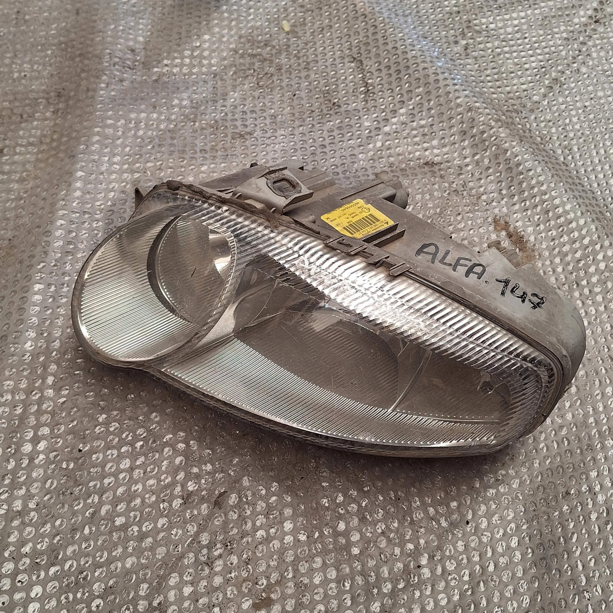 Far stanga Alfa Romeo 147 2000-2010